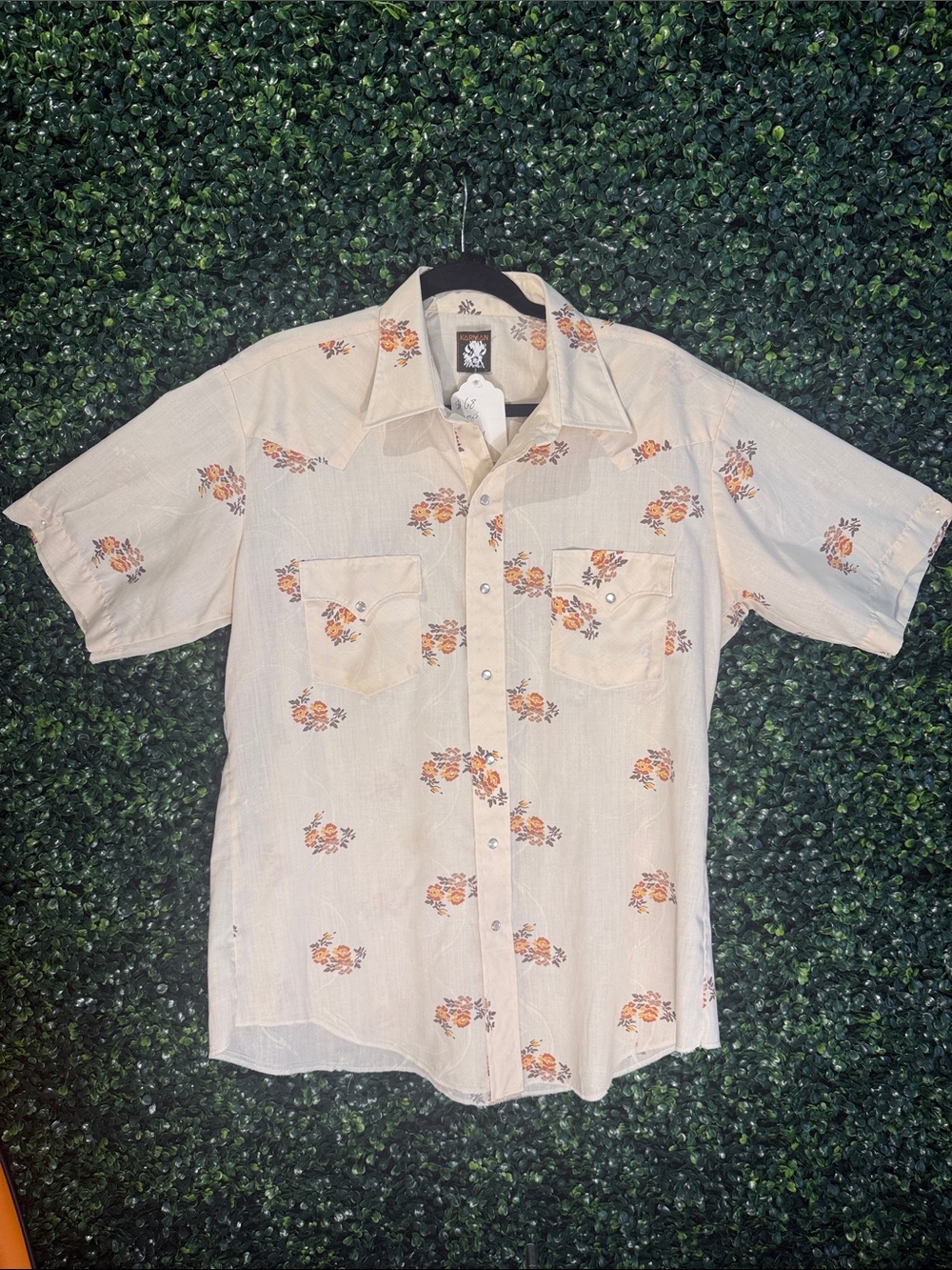 Vintage Men's Short Sleeve Floral Button-Up Shirt - Cream with Orange Accents